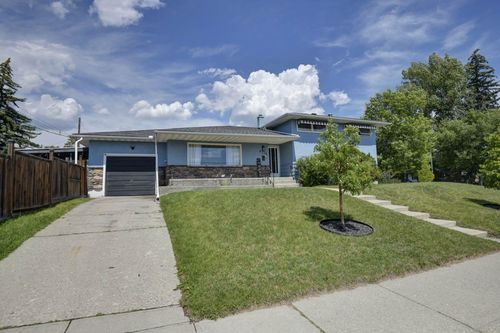 4732 8 Avenue Sw, Calgary, AB, T3C0H1 | Card Image
