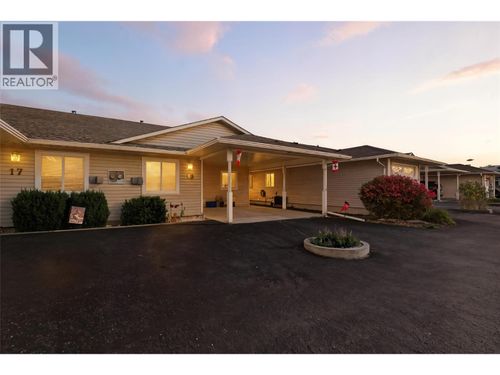 18-1195 14th St, Kamloops, BC, V2B8L1 | Card Image