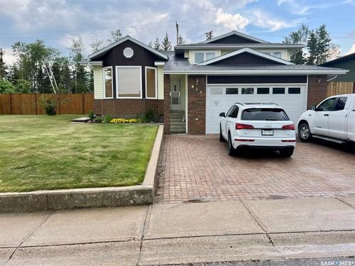 930 Sinotte Cres, La Ronge, SK, S0J1L0 | Card Image