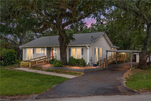 975 Caloosa Estates Dr, LABELLE, FL, 33935-3611 | Card Image