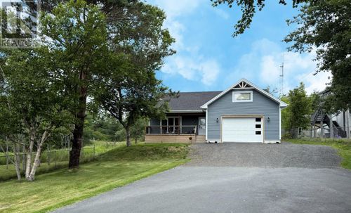 44 Bond Rd, Whitbourne, NL, A0B3K0 | Card Image