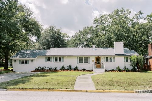 33 E 63rd Street, Savannah, GA, 31405 | Card Image