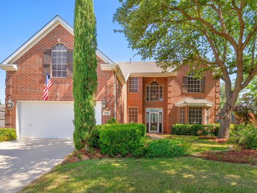 5213 Hot Springs Trl, Fort Worth, TX, 76137-4169 | Card Image