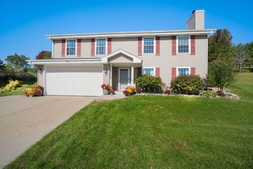 2308 Linda Ct, Waukesha, WI, 53188-2022 | Card Image