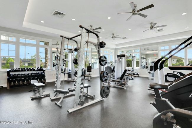 3922 Cloverdale Ct, House other with 3 bedrooms, 2 bathrooms and null parking in MIDDLEBURG FL | Image 47