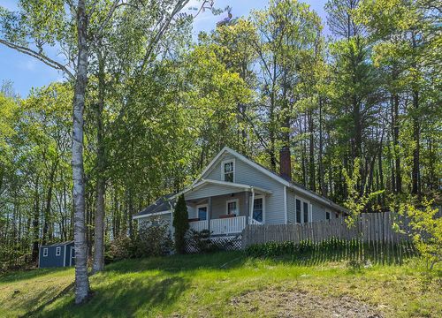 56 Bow St, Freeport, ME, 04032-1544 | Card Image