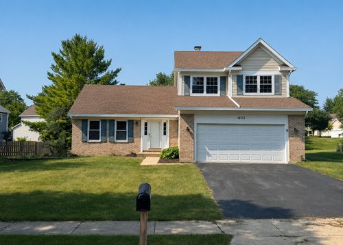 1432 Huntcliff Rd, Bartlett, IL, 60103-1838 | Card Image