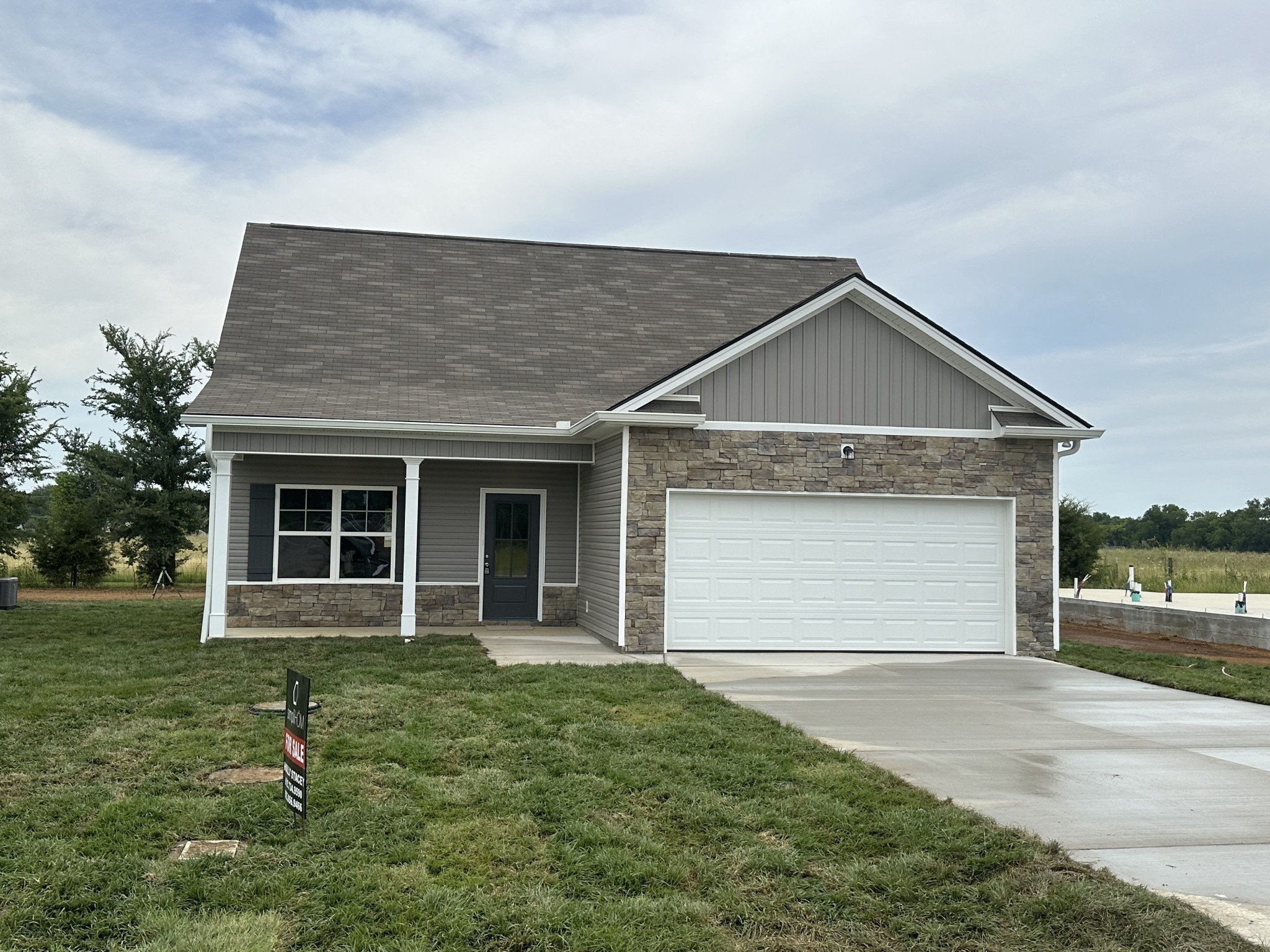 Shallow Water Way, Murfreesboro, TN 37127