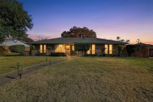 2217 Westlake Dr, Plano, TX, 75075-8356 | Card Image