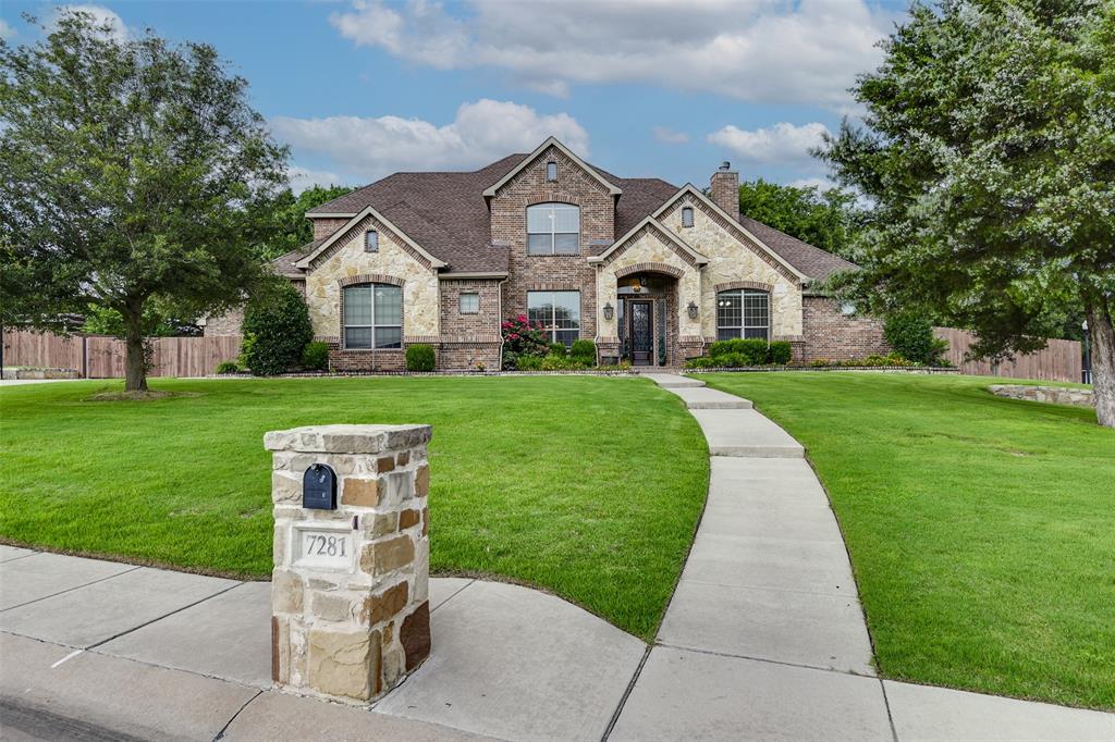 Misty Glen Ln, Midlothian, TX 76065