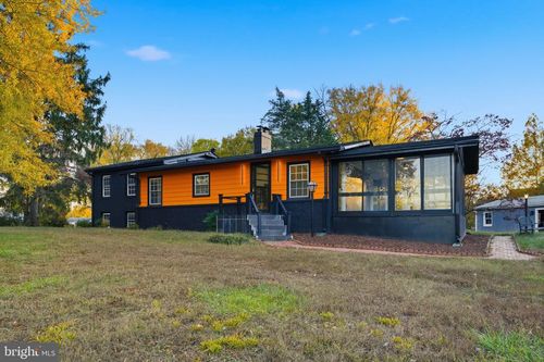 10006 S Grant Ave, MANASSAS, VA, 20110-6137 | Card Image