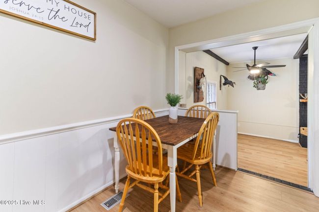 84 White Pine Rd, House other with 3 bedrooms, 2 bathrooms and 2 parking in Lake Waccamaw NC | Image 13