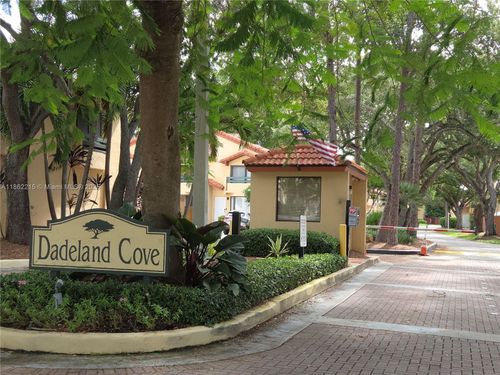 7799 Sw 102nd Ln, Miami, FL, 33156-2600 | Card Image