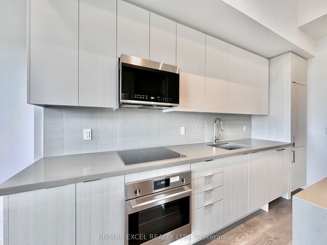 429 - 2485 Taunton Rd, Condo with 2 bedrooms, 2 bathrooms and 1 parking in Oakville ON | Image 6