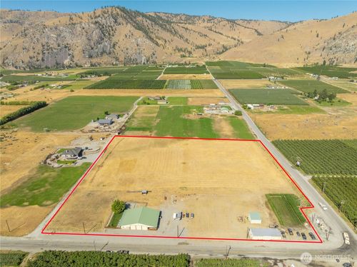 1813 Howard Flats Rd, Chelan, WA, 98816-4510 | Card Image