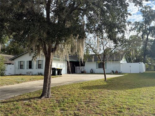 664 Heather Ln, Orange City, FL, 32763-4832 | Card Image