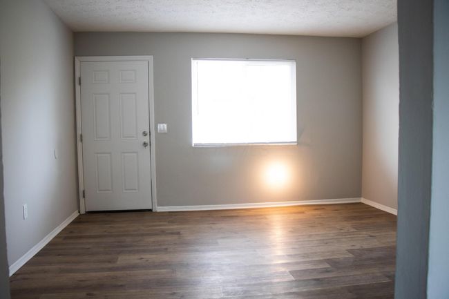 2885 Atwood Ter, Home with 2 bedrooms, 1 bathrooms and null parking in Columbus OH | Image 4