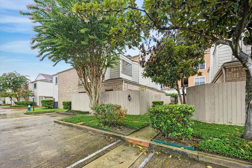 19-1829 Augusta Dr, Houston, TX, 77057-3122 | Card Image