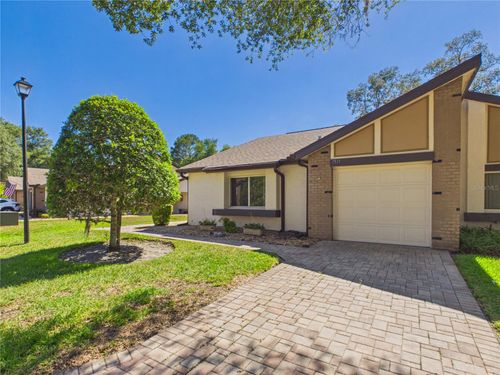 7511 Heather Walk Dr, WEEKI WACHEE, FL, 34613-5118 | Card Image