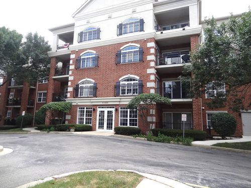 101-0S099 Lee Ct, Winfield, IL, 60190 | Card Image