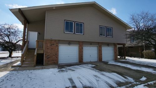 c-13 Marywood Ln, Bolingbrook, IL, 60440-1941 | Card Image