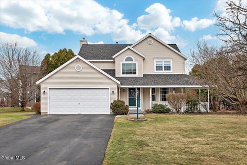 33 Harwick Dr, Glenmont, NY, 12077-3110 | Card Image