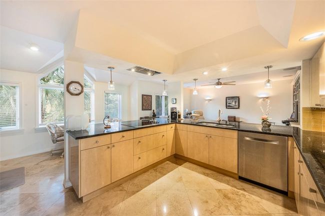 80 Tidy Island Boulevard, Townhouse with 3 bedrooms, 3 bathrooms and null parking in BRADENTON FL | Image 14
