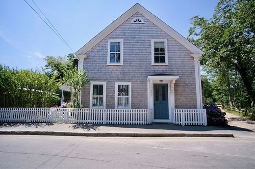 82 Center St, Nantucket, MA, 02554-3604 | Card Image