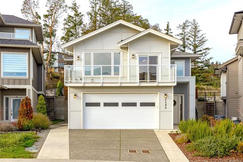 2406 Azurite Cres, Victoria, BC, V9B0Z6 | Card Image