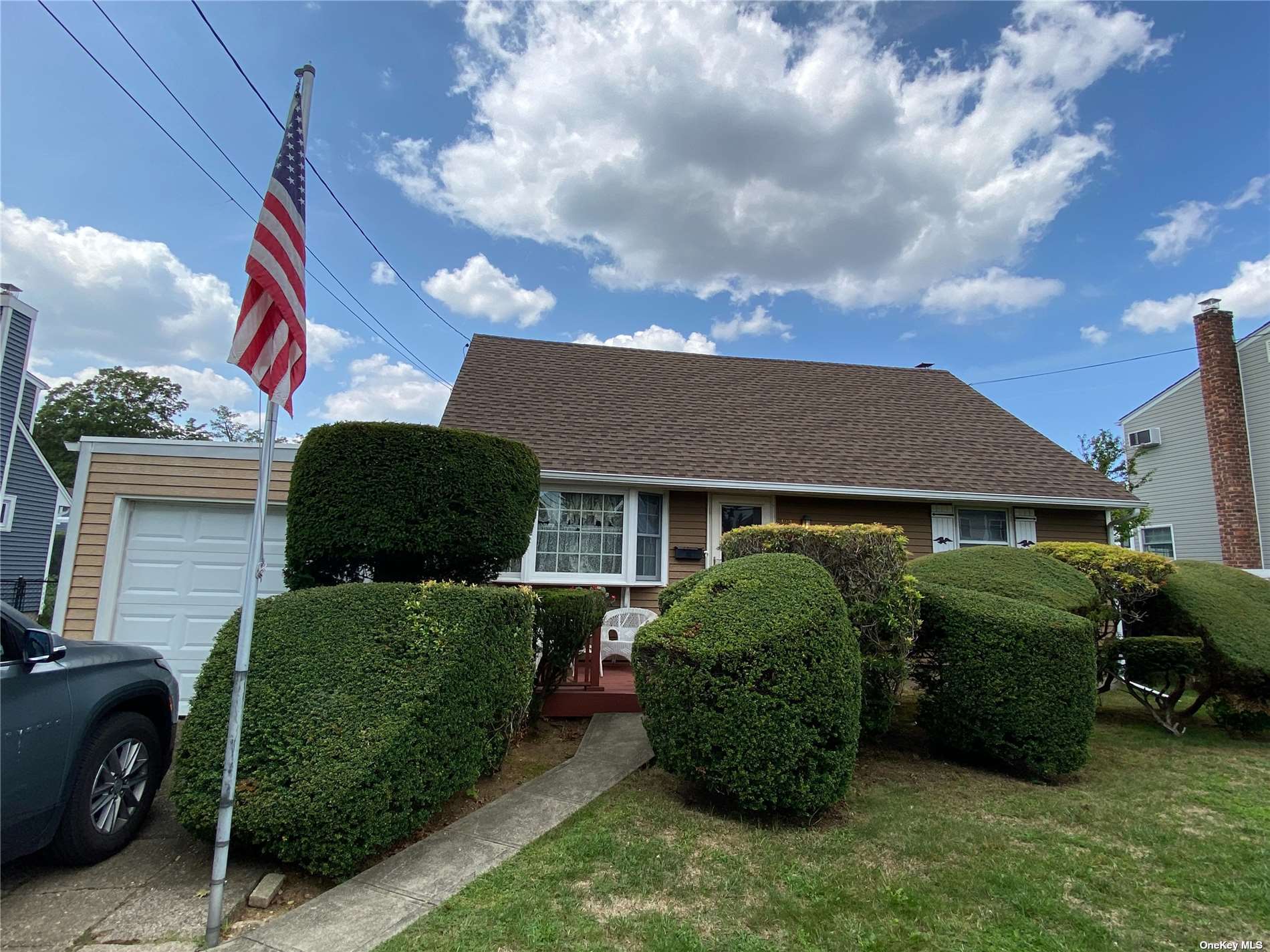 1st Ave, Massapequa Park, NY 11762