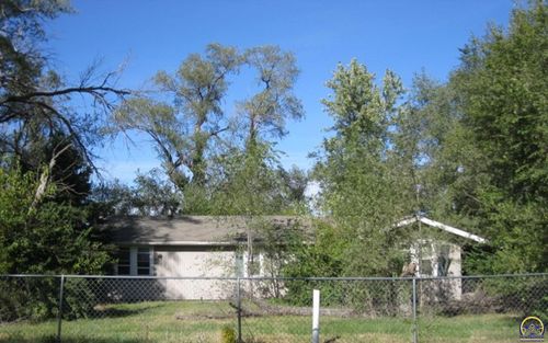 5116 Murray Rd, Manhattan, KS, 66503-9702 | Card Image