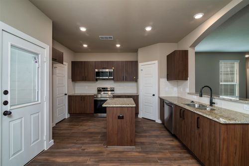 600 Harvest Moon Dr, Venus, TX, 76084-2165 | Card Image