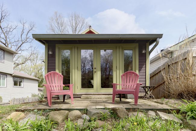 The back patio is the perfect place to unwind after a long day! | Image 24