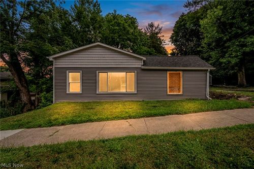 6419 Brecksville Rd, Independence, OH, 44131-3422 | Card Image