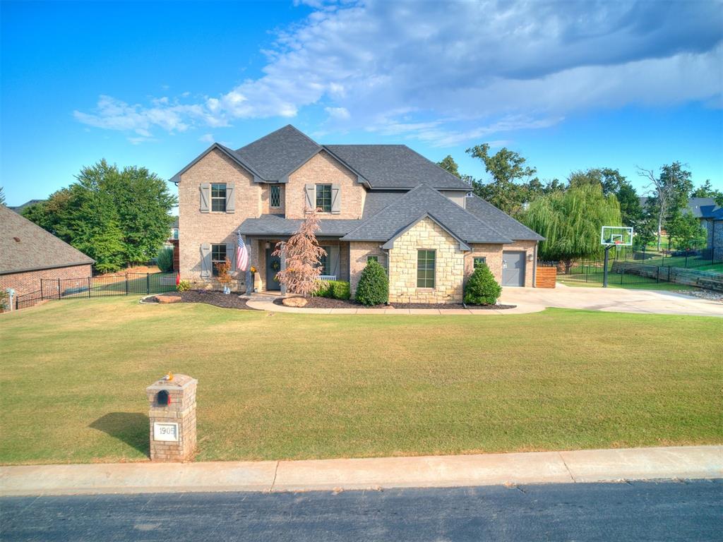 Roveto Ct, Edmond, OK 73034