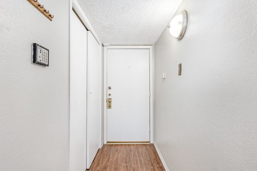 apt-256-4859 Cedar Springs Rd, Dallas, TX, 75219-1292 | Card Image