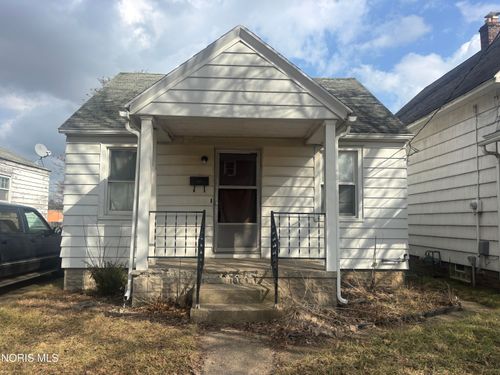 616 Waverly Ave, Toledo, OH, 43607-3836 | Card Image