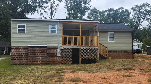 105 Ponce De Leon Ave, Spartanburg, SC, 29302-2730 | Card Image