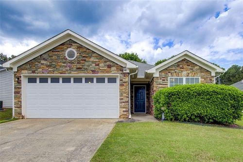 10892 Big Sky Dr, Hampton, GA, 30228-2378 | Card Image