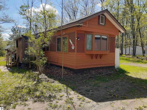 5569 N Pine Trl, Curran, MI, 48728-9745 | Card Image
