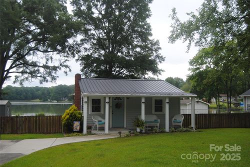 1180 W Shore Dr, Lancaster, SC, 29720-8857 | Card Image