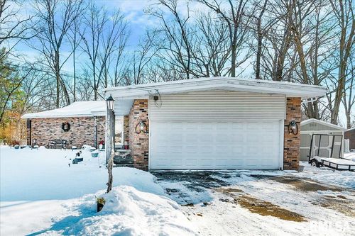 107 Brookwood Ct, Washington, IL, 61571-1838 | Card Image