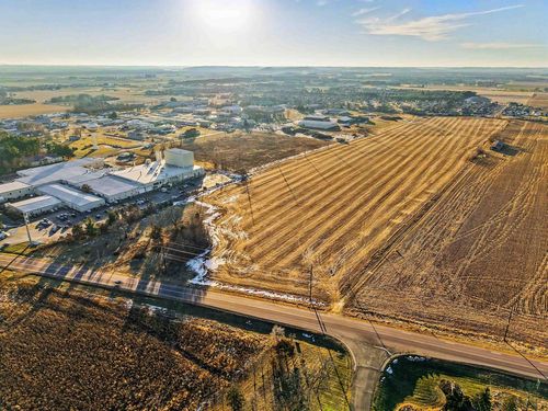 1103 Water St, PRAIRIE DU SAC, WI, 53578-1094 | Card Image