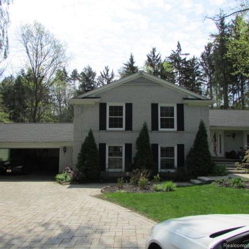 28251 Danvers Ct, Farmington Hills, MI, 48334-4237 | Card Image