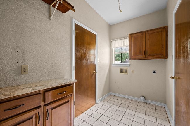 1006 Palos Verdes Dr, House other with 4 bedrooms, 3 bathrooms and 6 parking in Lakeway TX | Image 27