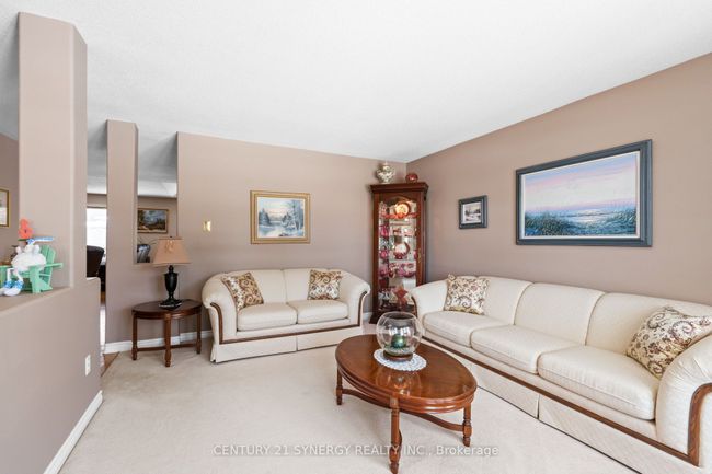 49 Louis Riel St, House other with 2 bedrooms, 2 bathrooms and 2 parking in Embrun ON | Image 8