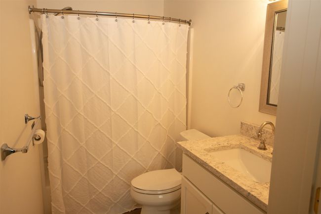 APT-11 - 30 Pond St, Condo with 2 bedrooms, 2 bathrooms and null parking in Ludlow VT | Image 14