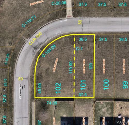 2004/2000 Camrose Green Street, Belleville, IL, 62220 | Card Image