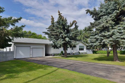 4724 49 Avenue, Bashaw, AB, T0B0H0 | Card Image