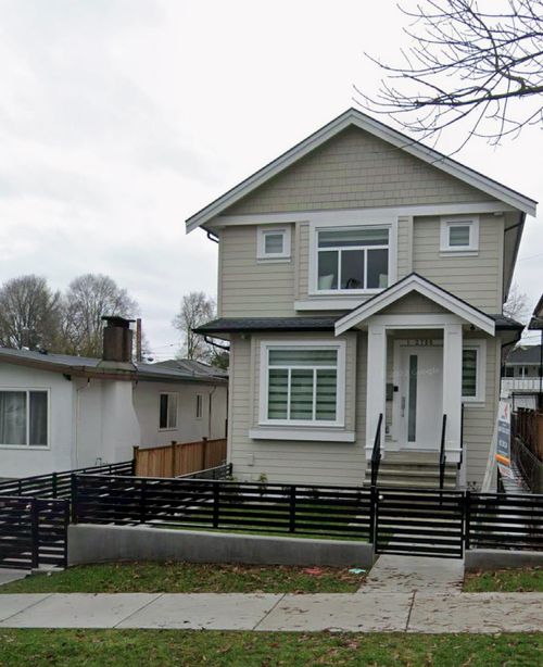 2-2786 E 46th Ave, Vancouver, BC, V5S1A7 | Card Image